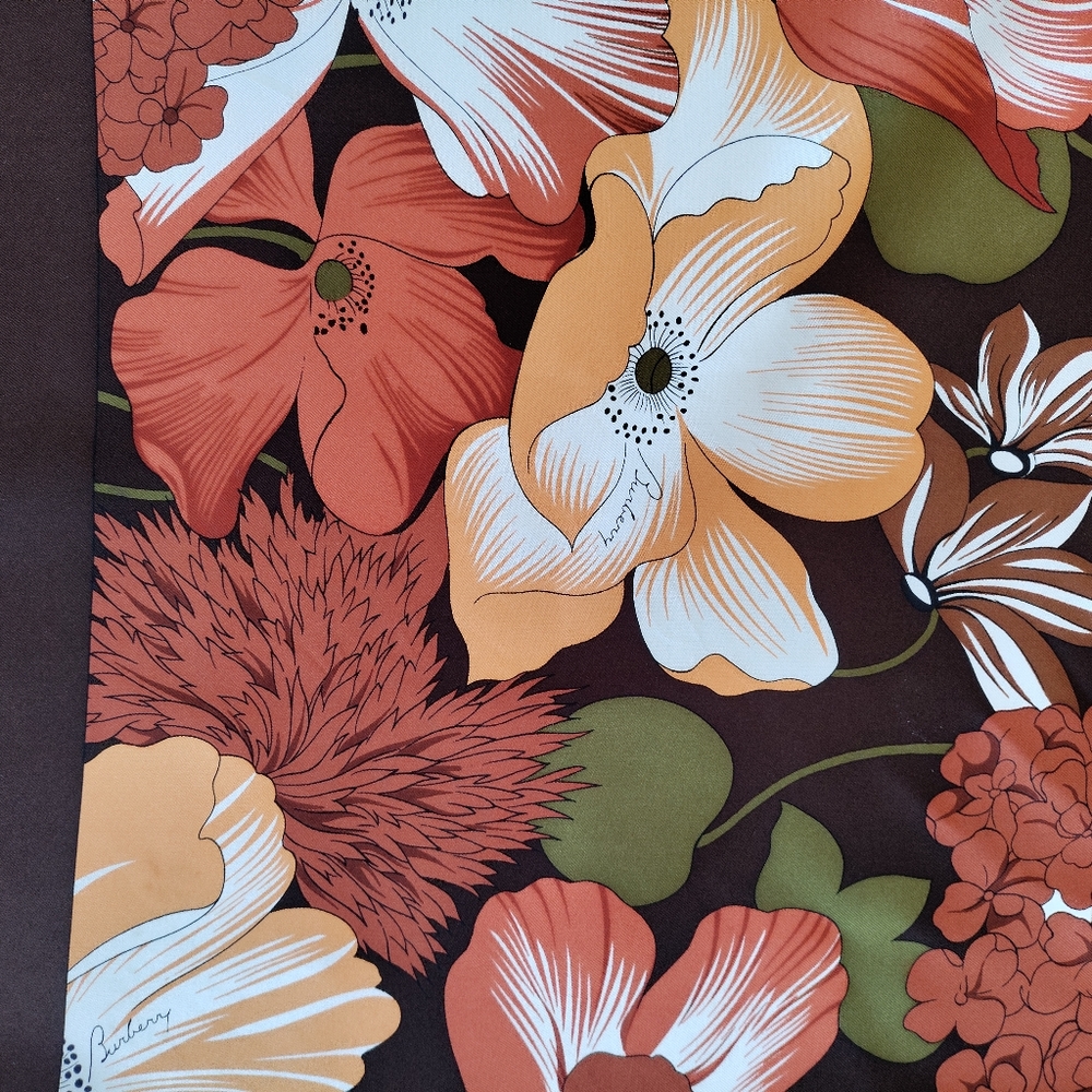 Vintage Burberry Silk Scarf 34 x 34 - Picture 3 of 7